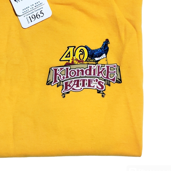 Klondike Kates Newark DE 40year Anniversary Mens Tshirt XXL Light Orange NWT - Picture 5 of 7